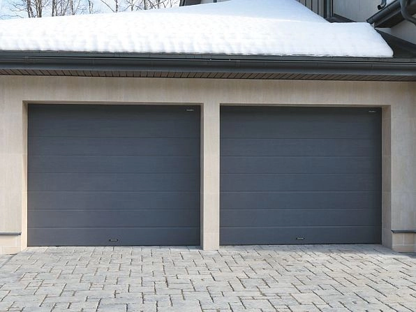 Секционные ворота 2600х2050 мм антрацитовые DoorHan rsd02, ussuriysk.doorhan.ru