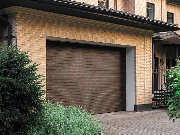 Секционные ворота 2500х2200 мм коричнево-красные DoorHan rsd02, ussuriysk.doorhan.ru